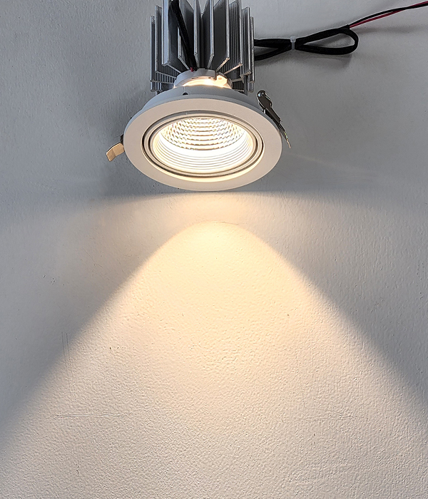 LED COB 우아 매입등 타공 115mm 매입조명 (30W 블랙 화이트)